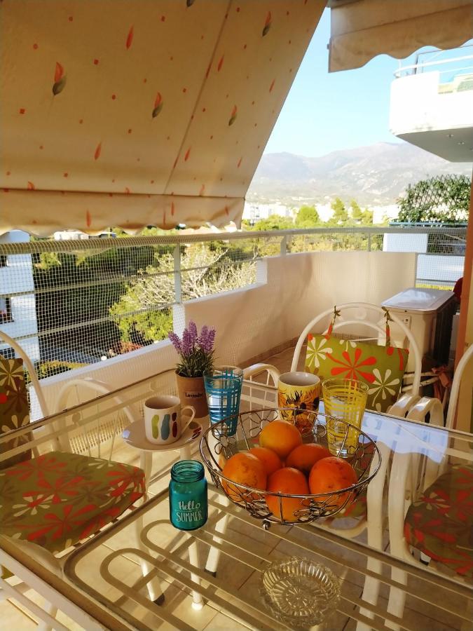 Thalia Apartment In Kalamata, 15' Walk From The City Center And The Beach Exterior foto